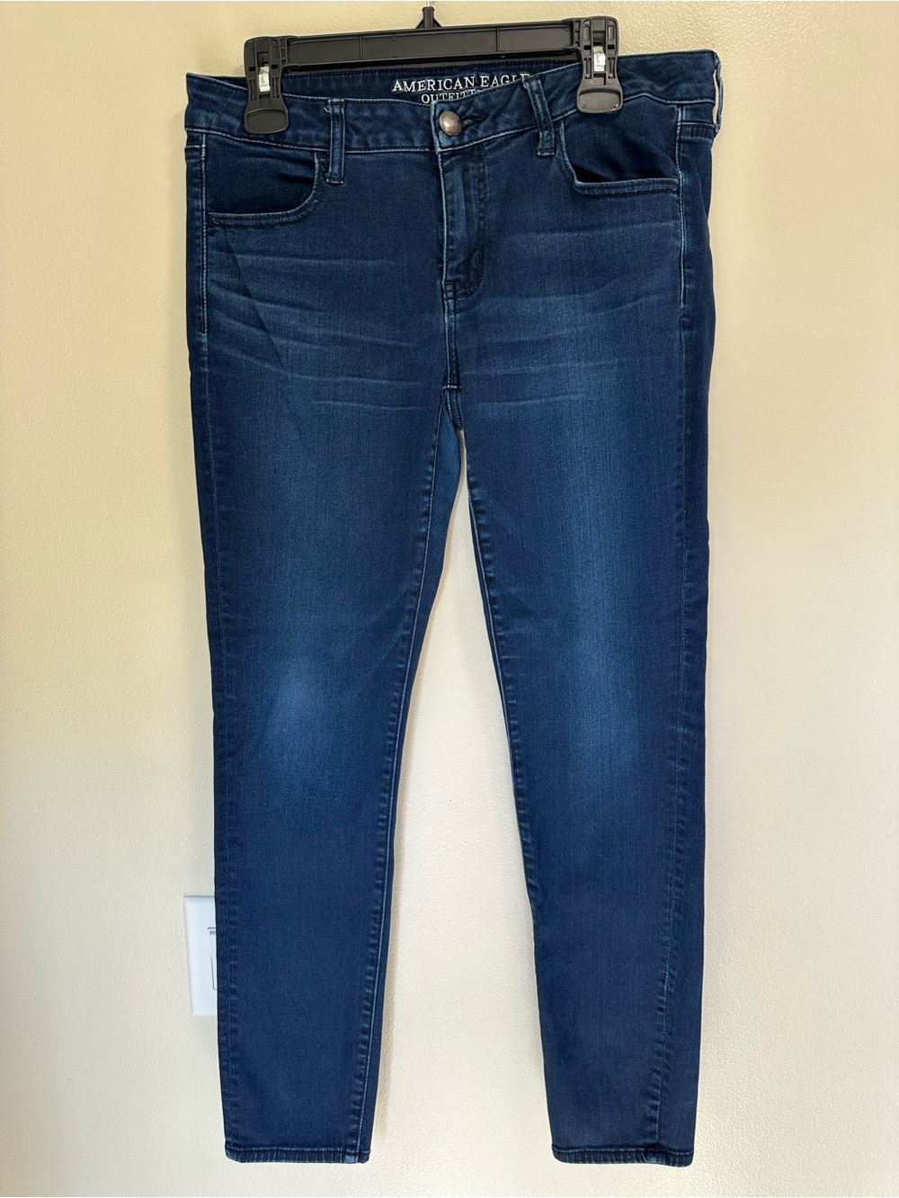 American Eagle Outfitters Women’s Dark Wash Stretch Low Rise Jeggings
